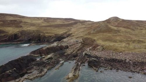 A Meteorite That Hit Scotland a Billion Years Ago Changed Life on Earth