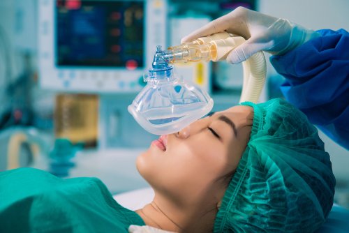 What Happens to Your Brain When You’re Under Anesthesia?