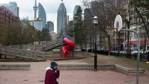 Canada may find it challenging to reach herd immunity from COVID-19, experts say