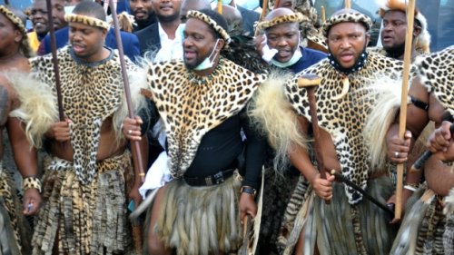 South Africa's royal scandal: New Zulu king's claim disputed