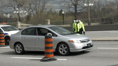 Ottawa-Gatineau border checkpoints, vaccination clinics cost Ottawa police $1 million