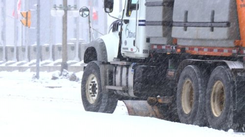 Ottawa expects to take two days to clear roads during ‘once every 10 years’ snowstorm