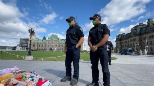 Showing solidarity for the National Day of Truth and Reconciliation