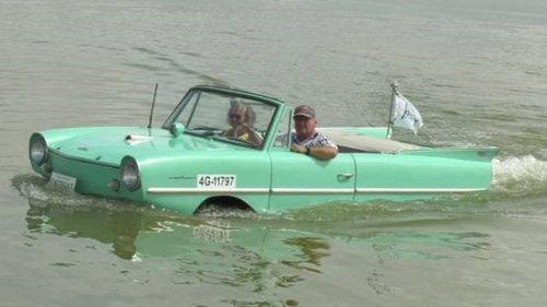 Sask. couple making waves with the Amphicar