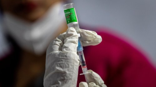 Web portal, service desk in the works for Ontario COVID-19 vaccine appointments