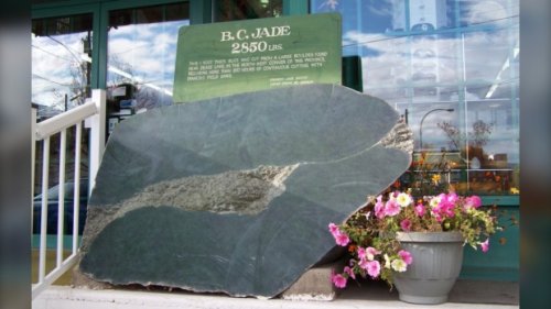 Thieves steal 3,000-pound jade boulder, throw rock at witness' truck in B.C. Interior