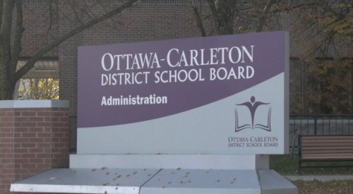 Parents will soon be able to voluntarily report COVID-19 cases to Ottawa's public school board