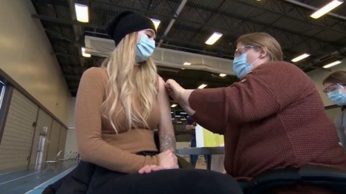 Active cases of COVID-19 in Alberta increase to 799 after 98 new cases reported Friday
