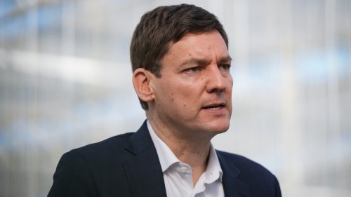 David Eby taunts other premiers about federal housing funding