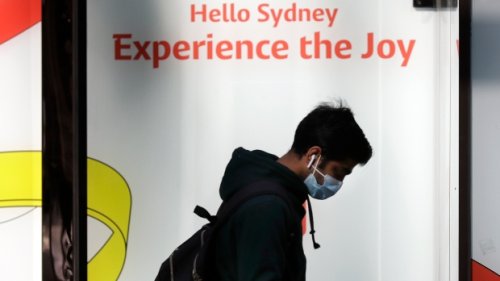 Australia reports first 2021 COVID-19 death, highest case number