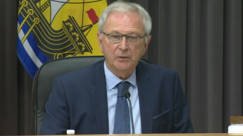 Premier Higgs encourages border blockade to open up; N.B. reports one new COVID-19 case Wednesday