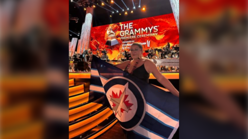 Indigenous-Manitoba singer waves Winnipeg Jets flag at Grammys