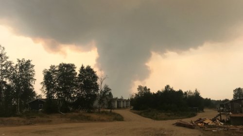 Hundreds of evacuees make Toronto hotel temporary home after fleeing Northwestern Ontario wildfires