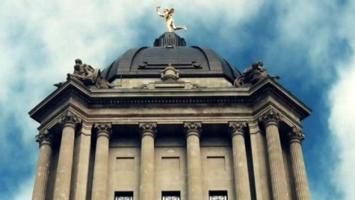 Manitoba to lift restrictions for many businesses starting Saturday; mask mandate to end