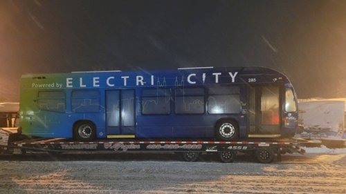 First electric transit bus arrives in Guelph