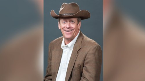 Kent Taylor, Texas Roadhouse founder and CEO, dies at 65