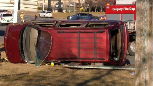 7 vehicles hit in Monday hit-and-run crash on Macleod Trail: police