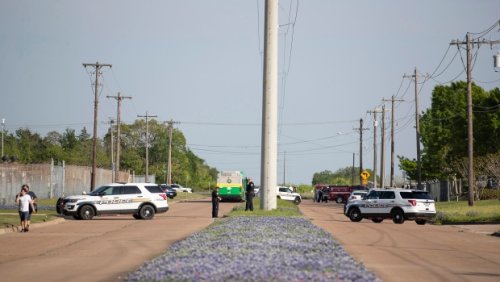 Motive unclear in deadly shooting at Texas cabinet business