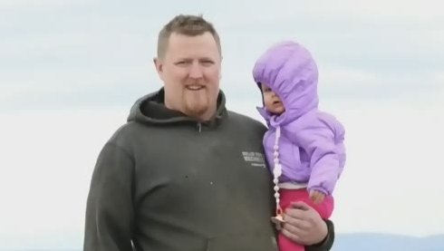 Vancouver Island father, 39, dies of COVID-19