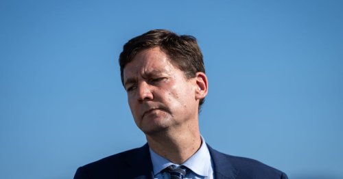 Provincial Premier Willing to Consider New Pipeline with Tanker Ban Intact