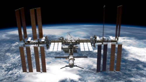 Head of Russian space agency appears to threaten to drop ISS on India or China