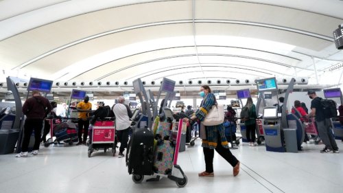 Most domestic flights in Canada getting cancelled, delayed: data firm