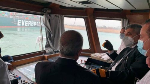 Shipping losses mount from cargo vessel stuck in Suez Canal