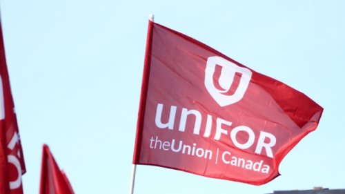 Union ratifies deal with Bombardier at Downsview; talks with De Havilland continue