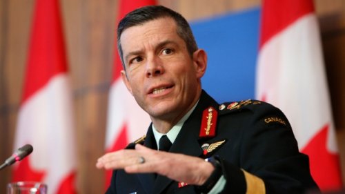 Maj.-Gen. Dany Fortin no longer leading vaccine campaign pending military investigation