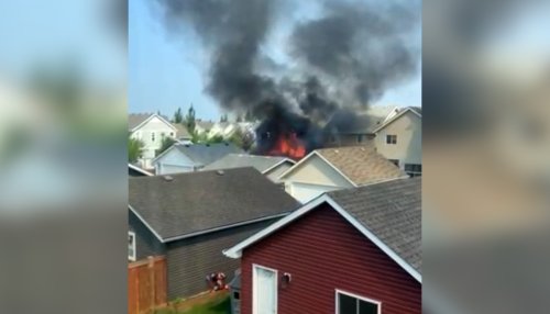 Fire scorches SW Edmonton home