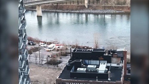 Man rescued from Friday night fall into Bow River