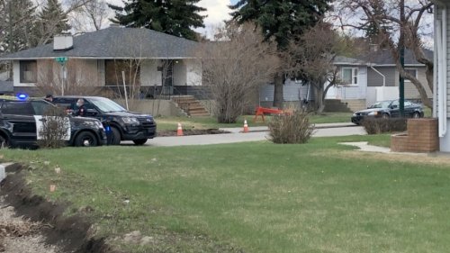 Shooting in northwest Calgary sends 1 person to hospital