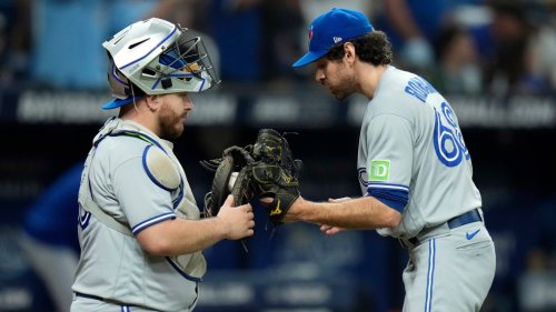 Blue Jays beat Rays 6-2; Bassitt becomes 15-game winner