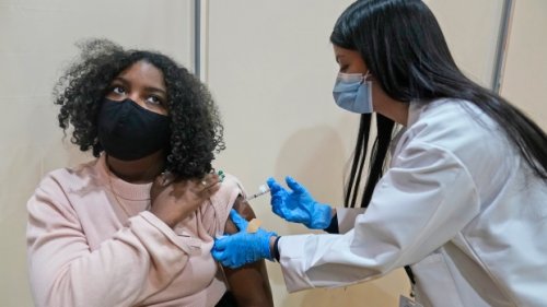 'Waning immunity?' Experts say term leads to false understanding of COVID-19 vaccines
