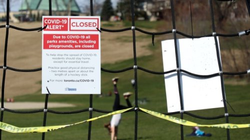 Closing outdoor spaces in Ontario 'will make the problem worse,' epidemiologist says