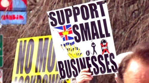 Hundreds of business owners protest against B.C.'s new health restrictions