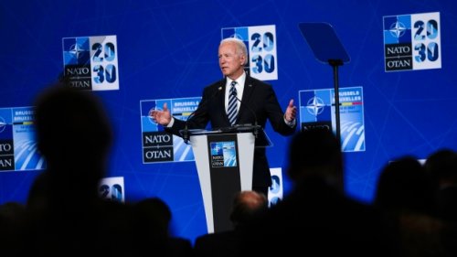 Biden rallies NATO support ahead of confrontation with Putin