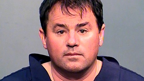 Polygamous leader had 20 wives, many of them minors: FBI