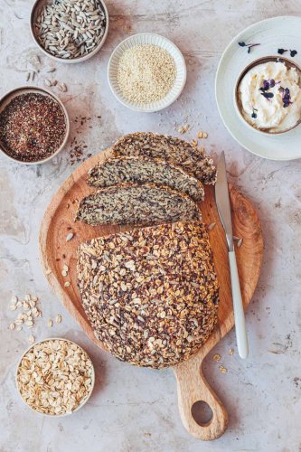 Körnerbrot backen