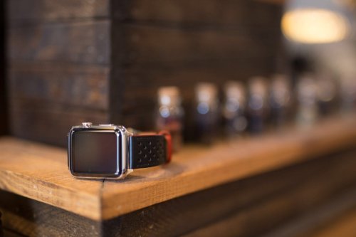 Juuk’s swanky leather bands are a great Apple Watch upgrade
