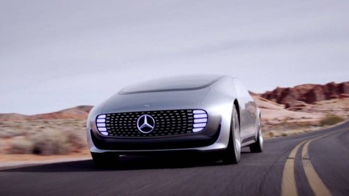 Mercedes CEO will worry about iCar when Apple worries about their phone