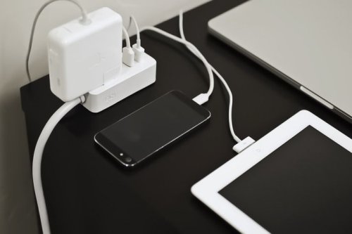 This nifty Kickstarter project will make it easier to charge all your Apple devices