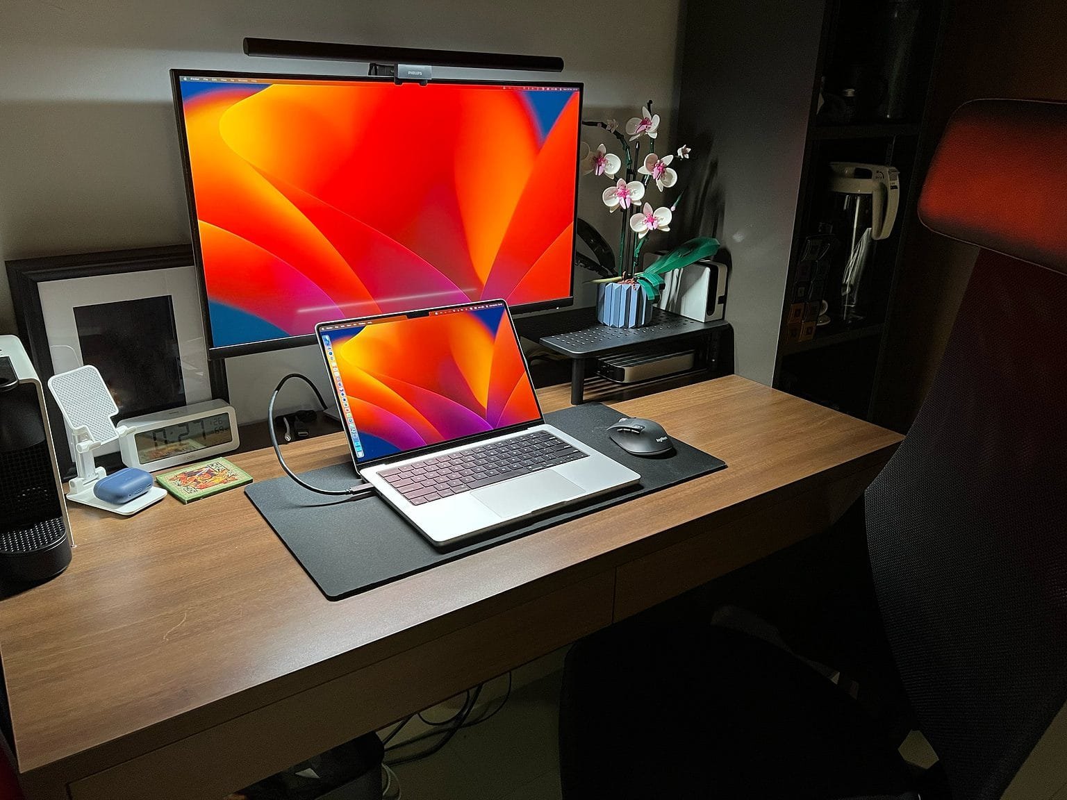 Mac mini and MacBook Pro exchange ideas in the student rig [Setups