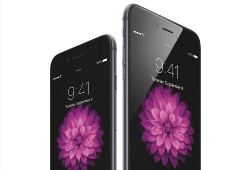 Big vs. bigger: Which iPhone 6 deserves a place in your pocket?
