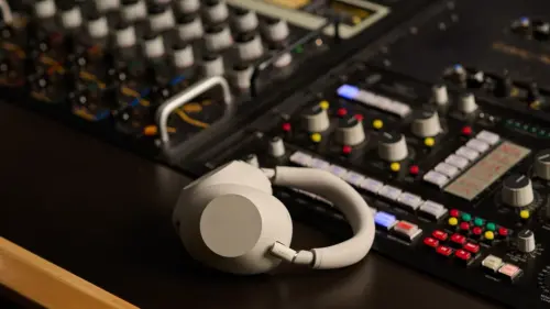 New flagship Sony headphones cancel more noise than ever