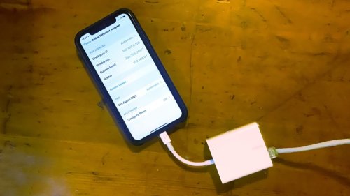 How to plug an Ethernet cable into your iPhone