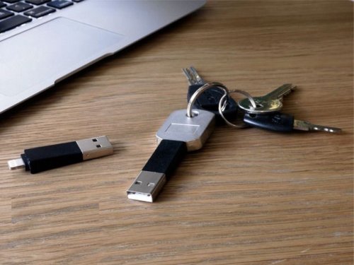 The Cable Key: An Ingeniously Small iPhone 5 Charging Cable [Deals]