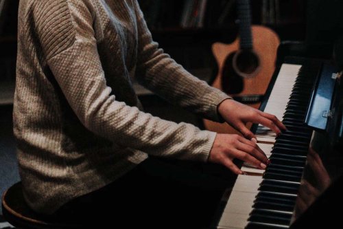Learn piano and guitar at home from top-rated musical instructors for $35