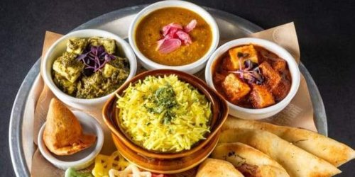 Cali-based Curry Up Now brings fresh fast Indian food to Flower Mound