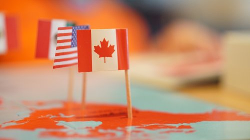 Annexion du Canada et du Groenland : voici la stratégie cachée de Trump - Curieux!